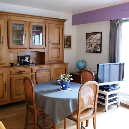 Cosy Porte Doree *